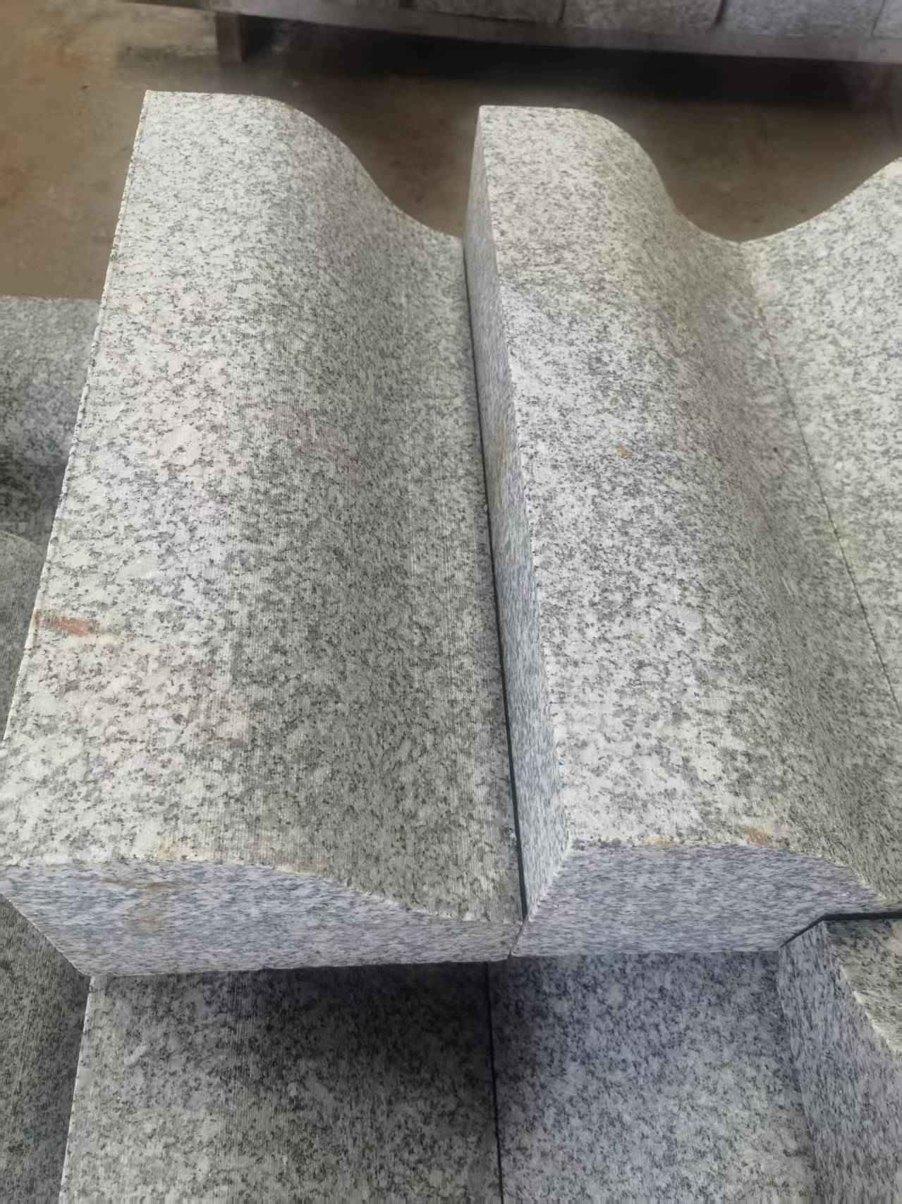 株洲芙蓉白S型拉丝面路沿石