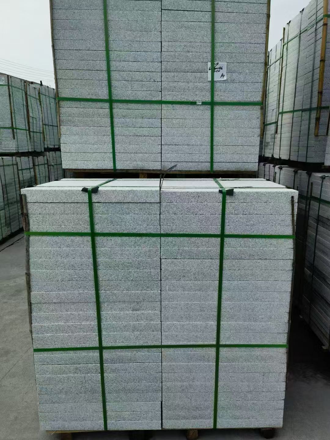 株洲 火烧面地铺石，街道广场园林市政工程板，1.8~5.0厚均有现货